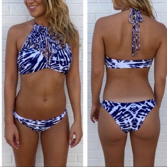 NWOT💙MIKOH SWIM🤍MACRAME TIE DYE HALTER TOP BIKINI SET - Picture 6 of 13